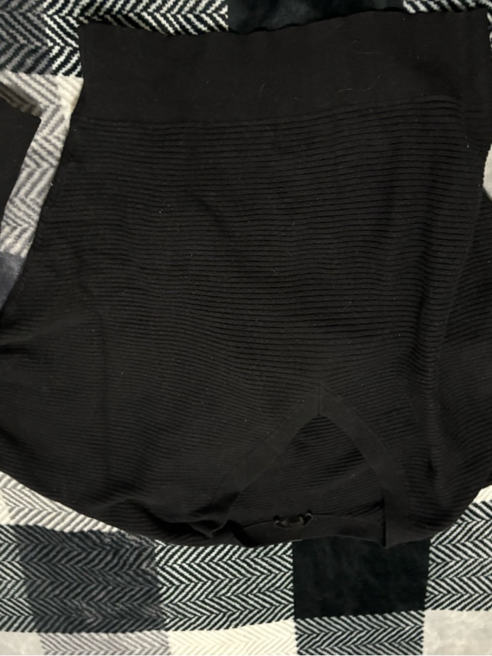 Dynamite Black Ribbed Knit Top